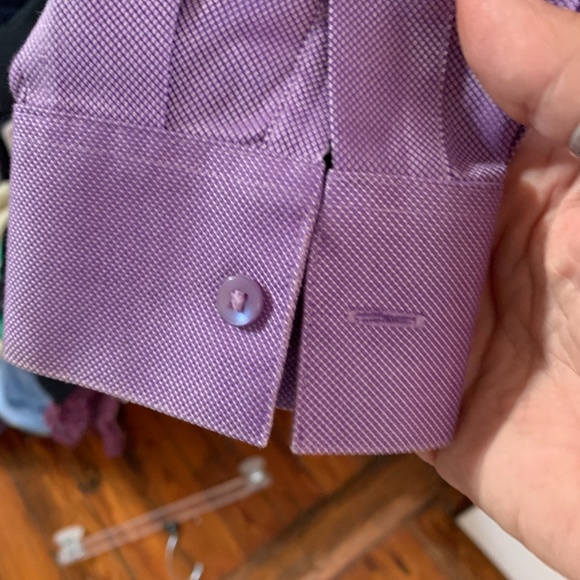 Talbots petites wrinkle resistant button down . MAYBE worn once - Picture 4 of 4